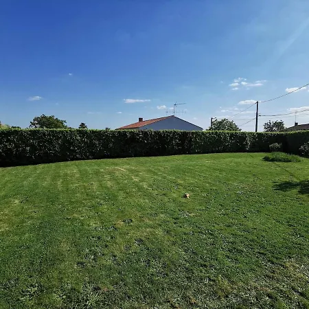 La Grange Avec Jardin Clôturé Сasa de vacaciones La Chapelle-Achard